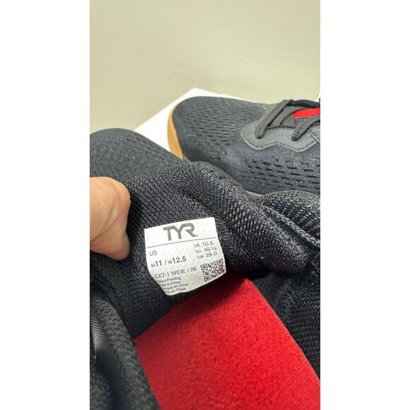 TYR CXT-1 Wide 2E Trainers Gym Athletic Shoes Mens 11 Womens 12.5 Black/Gum - Picture 7 of 7